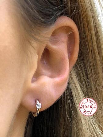 1對時尚方晶鋯石裝飾銀圓耳環適合女士適用於禮品