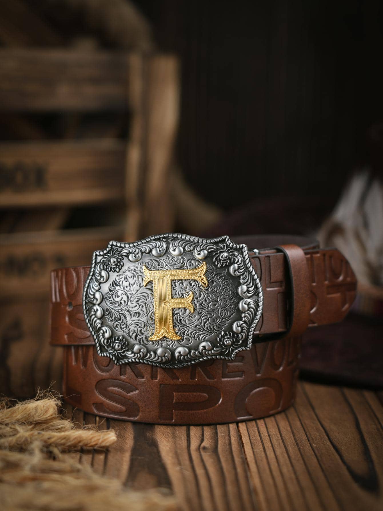 1入組女士卷軸細節字母裝飾幾何搭扣復古皮帶附打孔工具日常裝飾