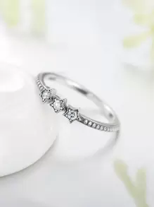 MODIAN 女性銀色星星戒指,流行的食指堆疊戒指,精細的銀色工藝戒指,適用於女孩學院配件婚禮訂婚新娘珠寶