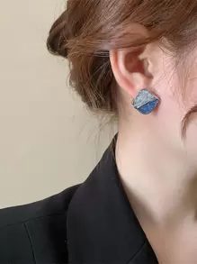 Andkiss Geometric Stud Earrings