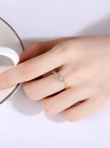 1 nhẫn bạc hình vuông đơn giản và thời trang với cấu trúc gợn sóng và đá khối lấp lánh nhiều mặt cắt, lý tưởng để đeo hàng ngày hoặc lễ hội cho phụ nữ - Vàng - Xem 2