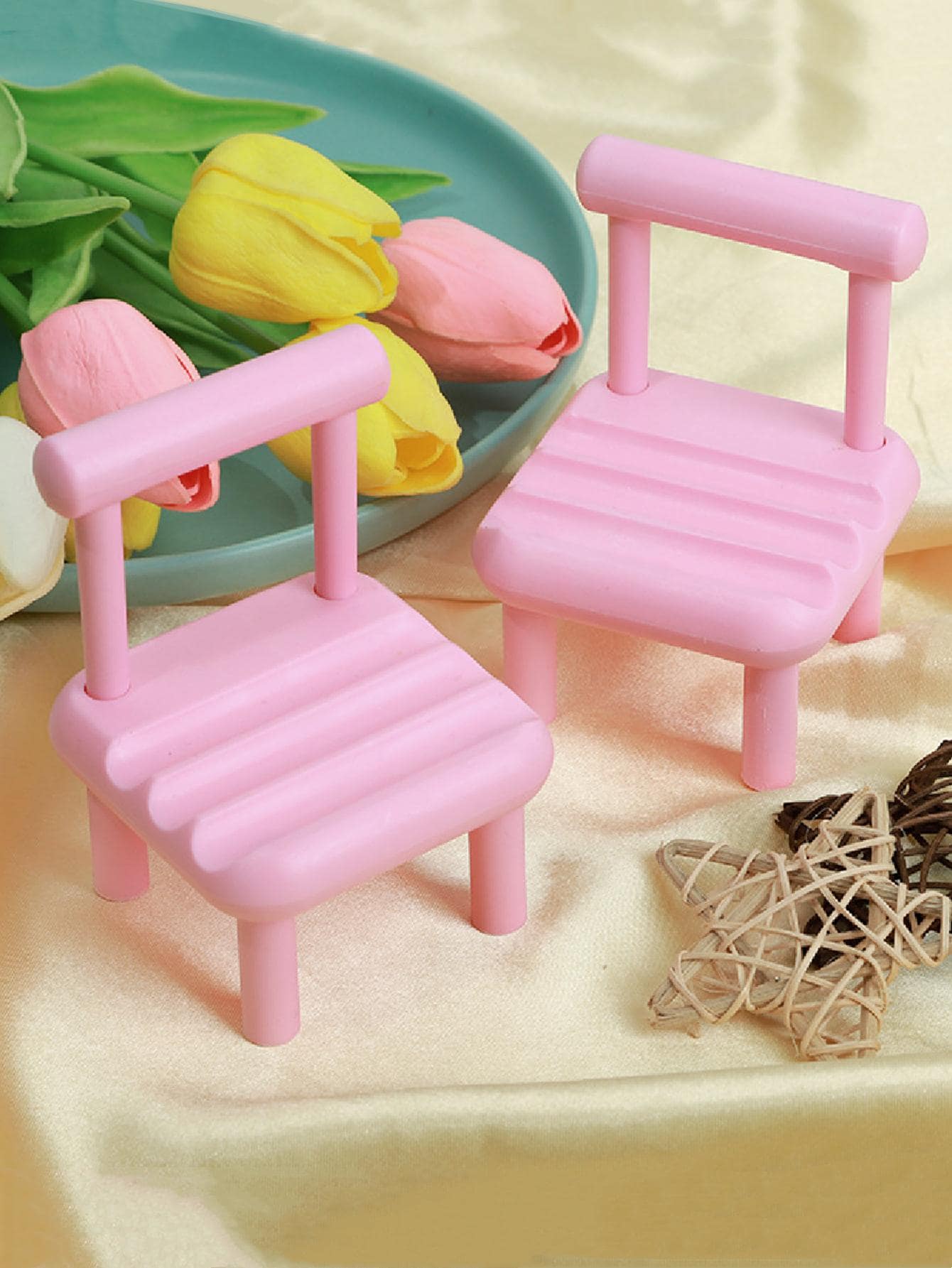1入組迷你椅子設計照相亭道具，派對用現代素色塑料照相亭配件 - 粉色 - 查看 1