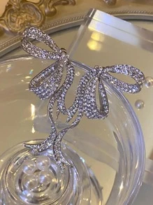 1對魅力四射鋅合金水鑽蝴蝶結耳釘適合女士適合派對
