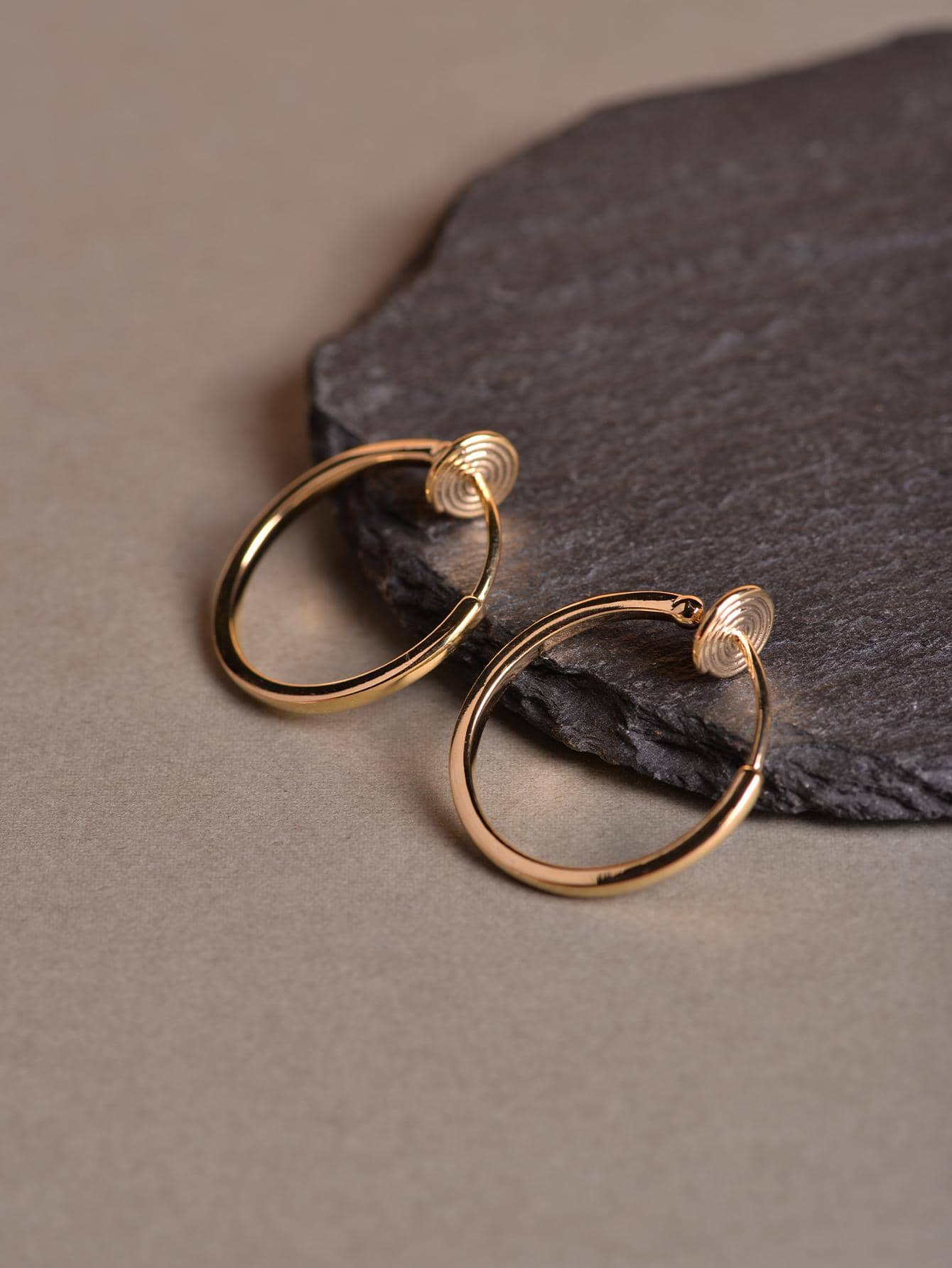2 chiếc vòng bít tai tối giản - Vàng - Xem 1