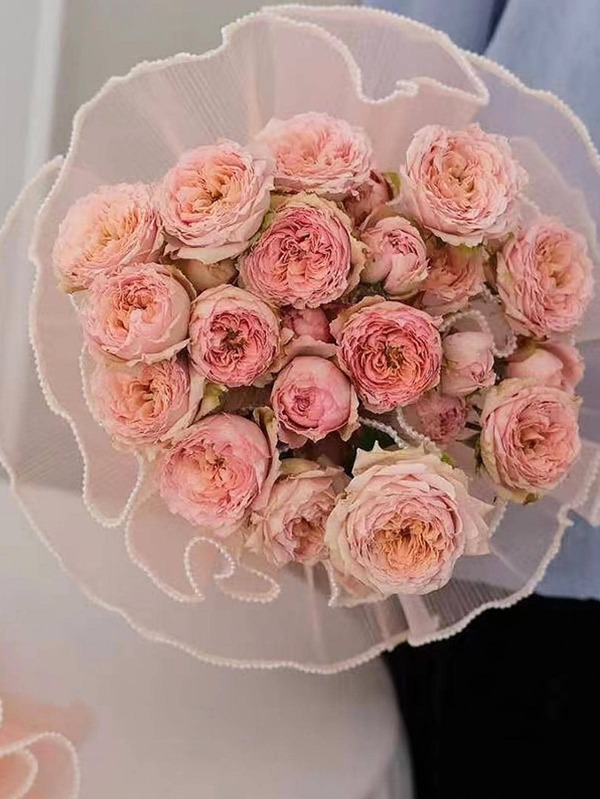 الشريط الفتيل 4 أمتار البوليستر هدية بقصة ملفوفة مبسط بتفاصيل مكشكش لون شمبانيي للحفلة قطعة واحدة