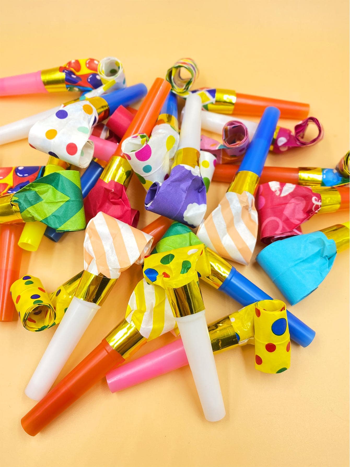 25Pcs Plastic Party Blower, Modern Striped Pattern Party Whistle For Party Party Favors - Multicolor - View 1