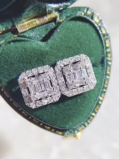 1 对时尚方晶锆石耳钉，适合女士婚礼订婚周年派对珠宝情人节礼物、妈妈、母亲、母亲节、礼物