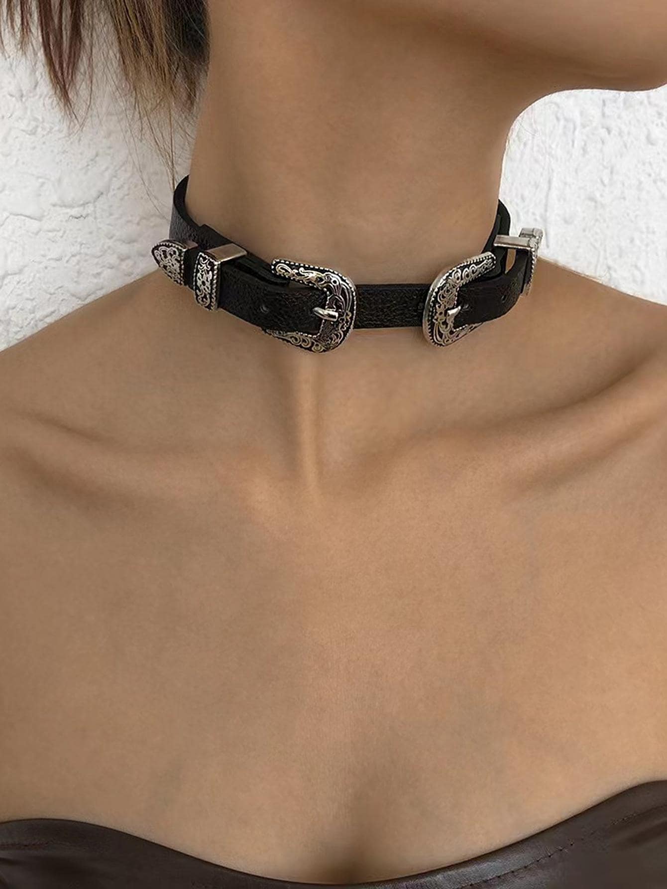Vòng cổ trang trí khóa phương Tây - màu đen - Xem 1
