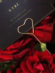 10 Heart-Shaped Place Card Holders, Flower Card Holders, Greeting Card Holders, Gift Label Holders - Gold - View 2