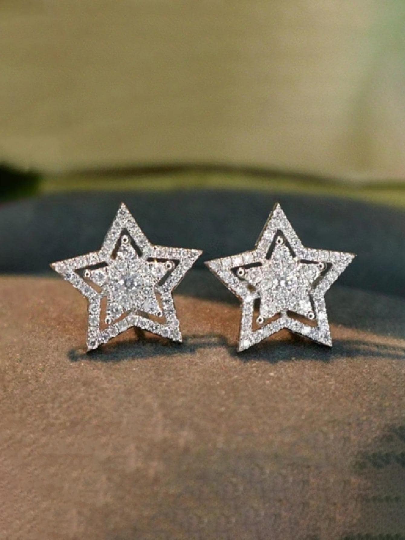 方晶鋯石星形裝飾耳釘