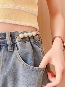 1pc Women Rhinestone & Faux Pearl Decor Fashionable Scarf Pin For Gift,Pearl Brooch Pins Sweater Shawl Clips Faux Pearl Rhinestones Collar Safety Pin for Women Girls Clothing Dresses Decoration Accessories - White - View 6