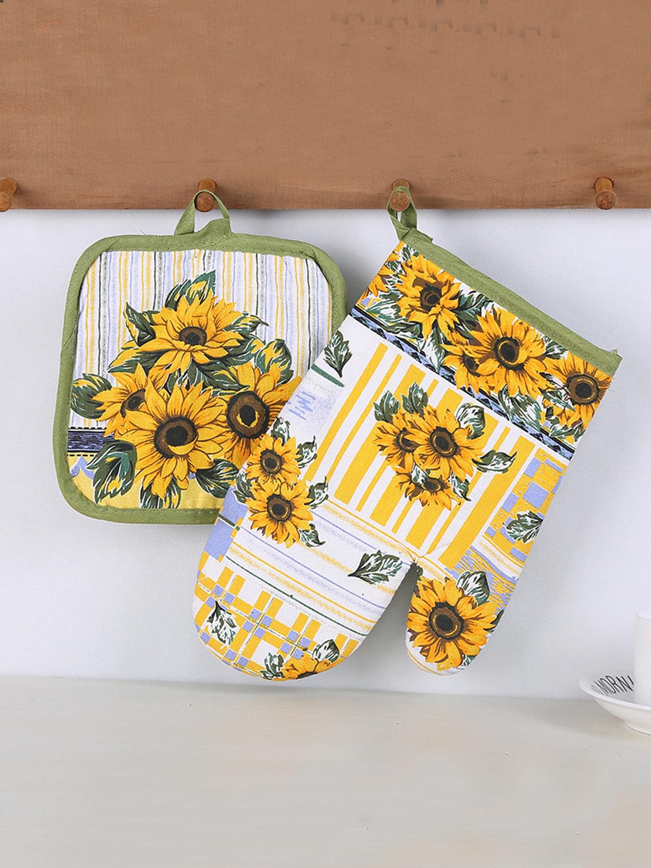 1pc Sunflower Pattern Oven Mitt & 1pc Insulation Pad, Cottagecore