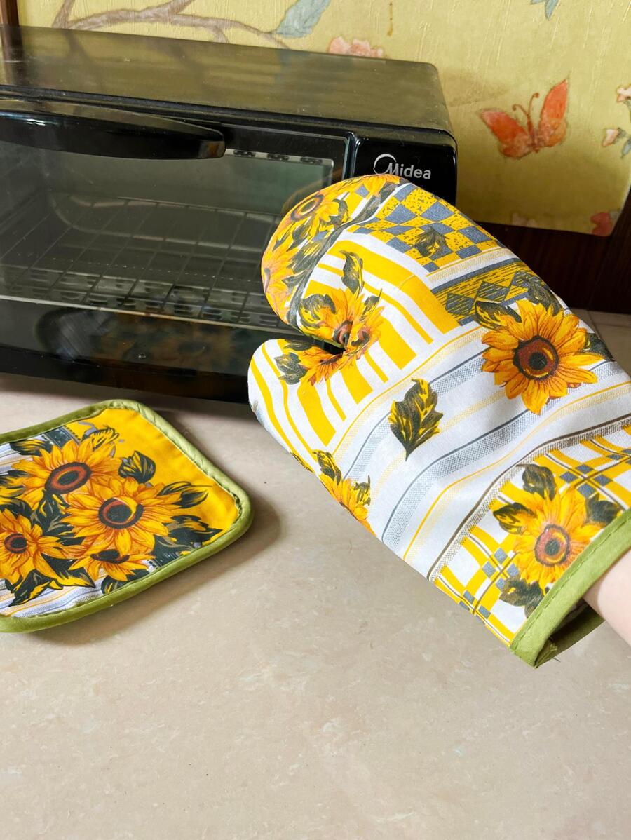 1pc Sunflower Pattern Oven Mitt & 1pc Insulation Pad, Cottagecore