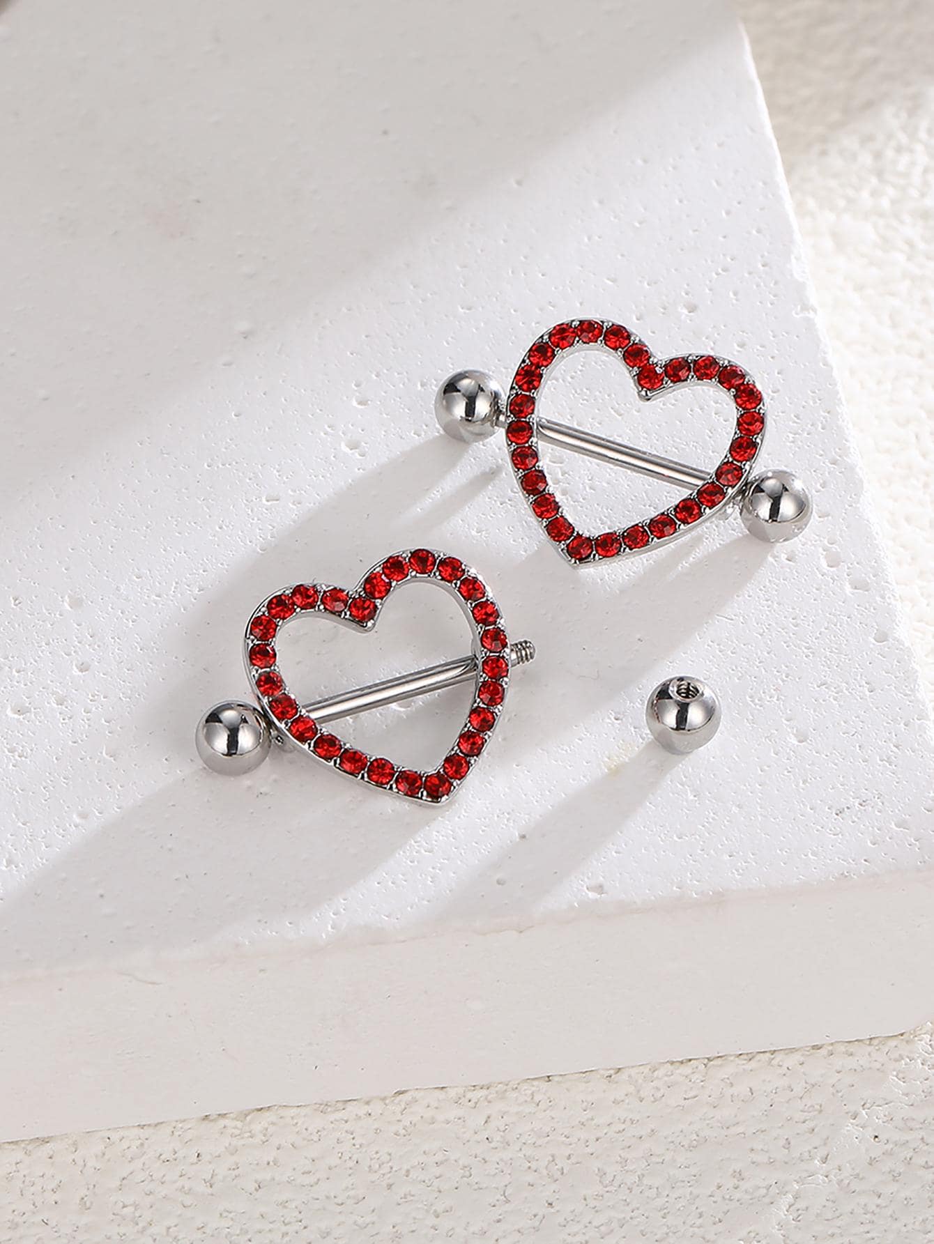 2 件时尚女士不锈钢圆形和心形水钻乳头环 - 彩色 - 查看 1