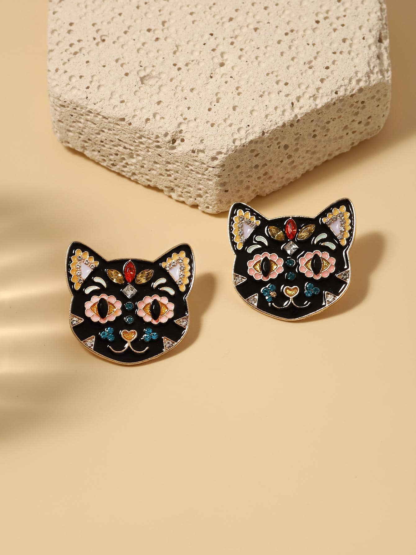 1pair Fashion Zinc Alloy Cartoon Cat Stud Earrings For Women For Daily Decoration