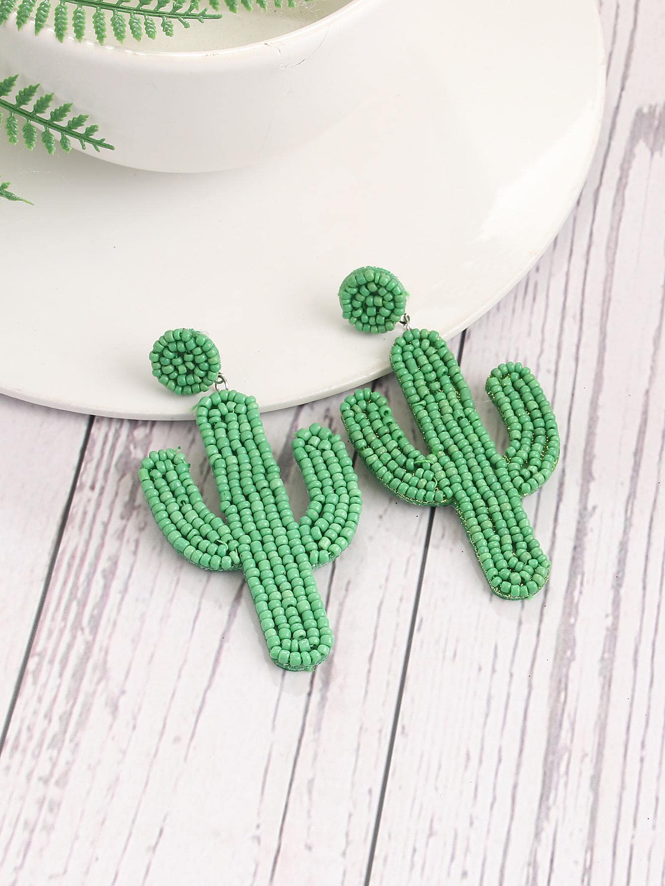 串珠仙人掌耳墜 - 綠色 - 查看 1