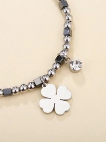 1条Y2K银色串珠手链，配幸运四叶草吊坠，简约几何手镯，银色圆形和方形珠子细节，精致可叠戴手链，女士礼物 - 銀色 - 查看 4