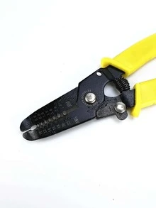1pc Two Tone Portable Pliers - Multicolor - View 4