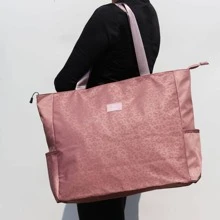 LARGE BEACH BAG Water Resistant Lightweight 20 inch Women Tote Bag for Gym Beach Travel Pool Yoga Nurse - 鏽棕色 - 查看 5