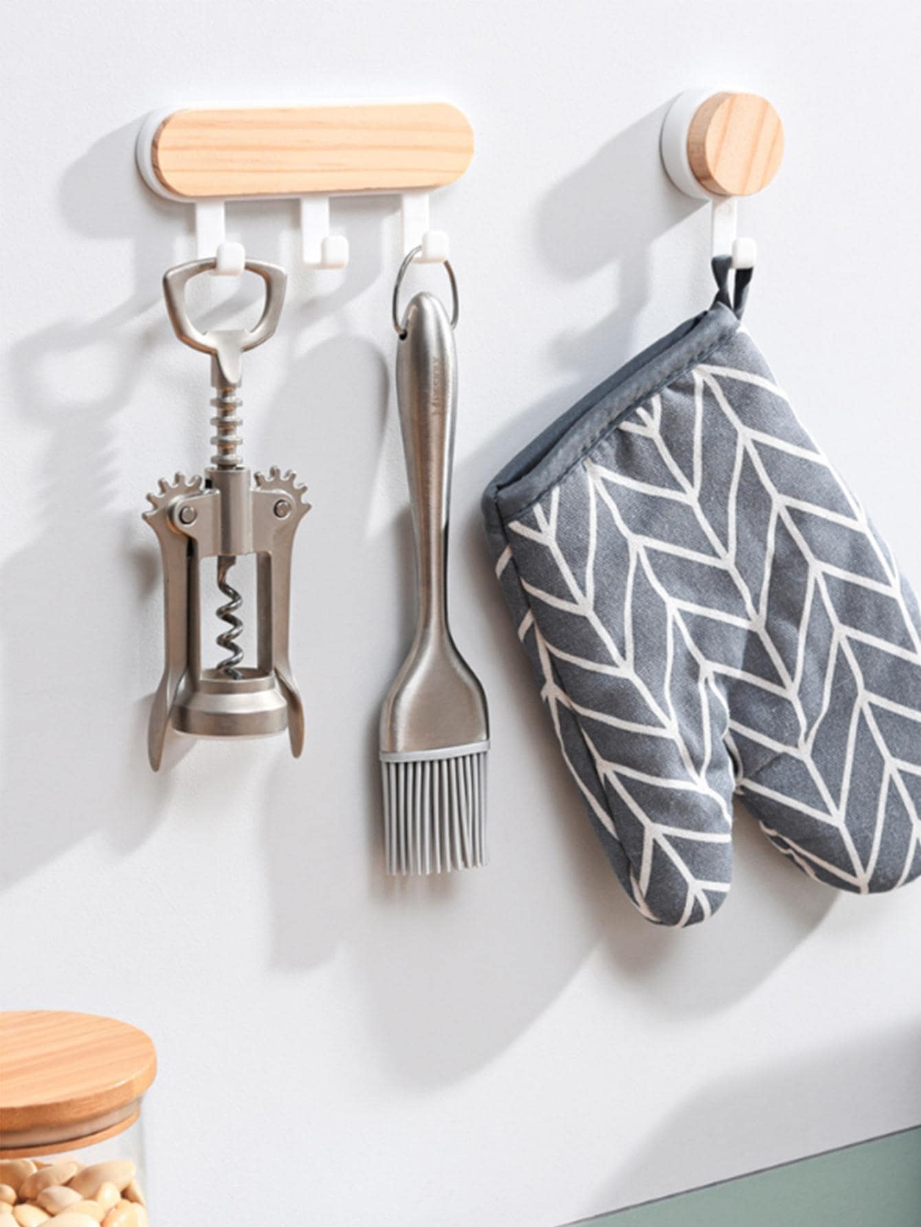 Self Adhesive Wall Hook Strong Without Drilling Coat Bag Bathroom Door Kitchen Towel Hanger Hooks Home Storage Accessories