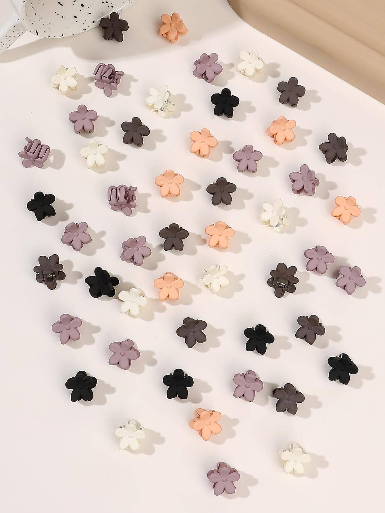 50 cái Mini NỮ Màu sắc tùy ý Hoa Hình dạng Giải trí Móng vuốt tóc Đối với Cuộc sống hàng ngày Dễ thương - Nhiều màu - Xem 1