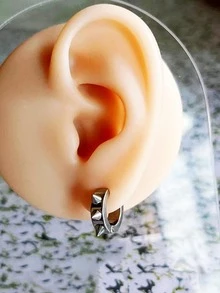 1對時尚不銹鋼幾何裝飾耳夾適合女士日常裝飾銀顏色耳環 - 銀色 - 查看 3