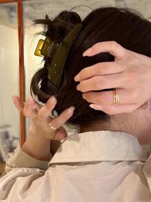 4入組女性幾何造型時尚髮夾，適用於髮飾穿搭