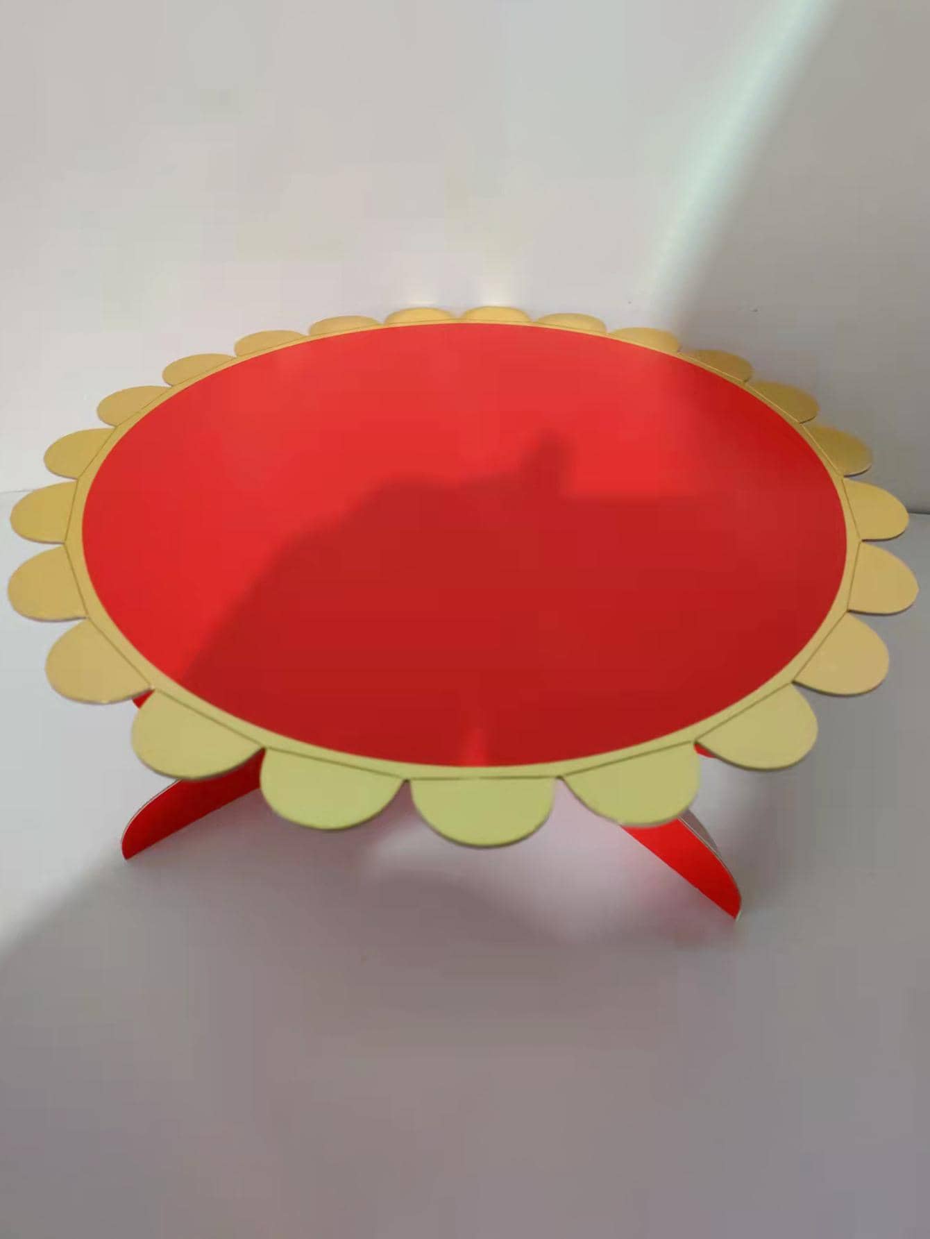 1 pieza Soporte de torta de color metálico detalle pastel rojo papel simple para fiesta - Rojo - Ver 1