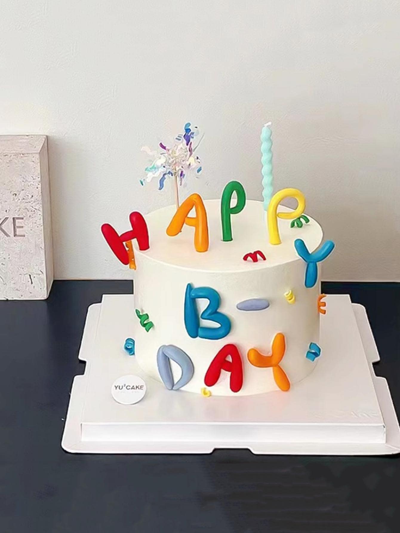 1個塑膠蛋糕裝飾插牌,現代字母設計,適用於生日派對、聖誕節及其他場合的蛋糕裝飾 - 彩色 - 查看 1