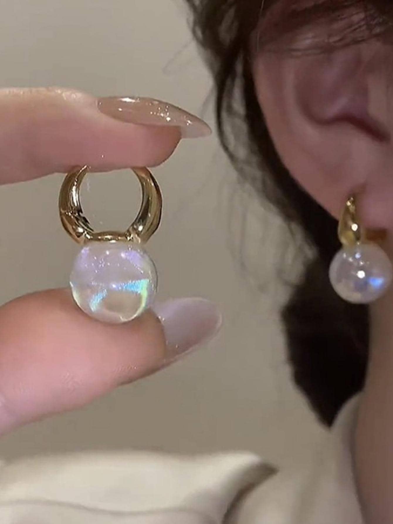 HOTNICE 獨特設計人魚公主珍珠圓耳環 - 金黃色 - 查看 1