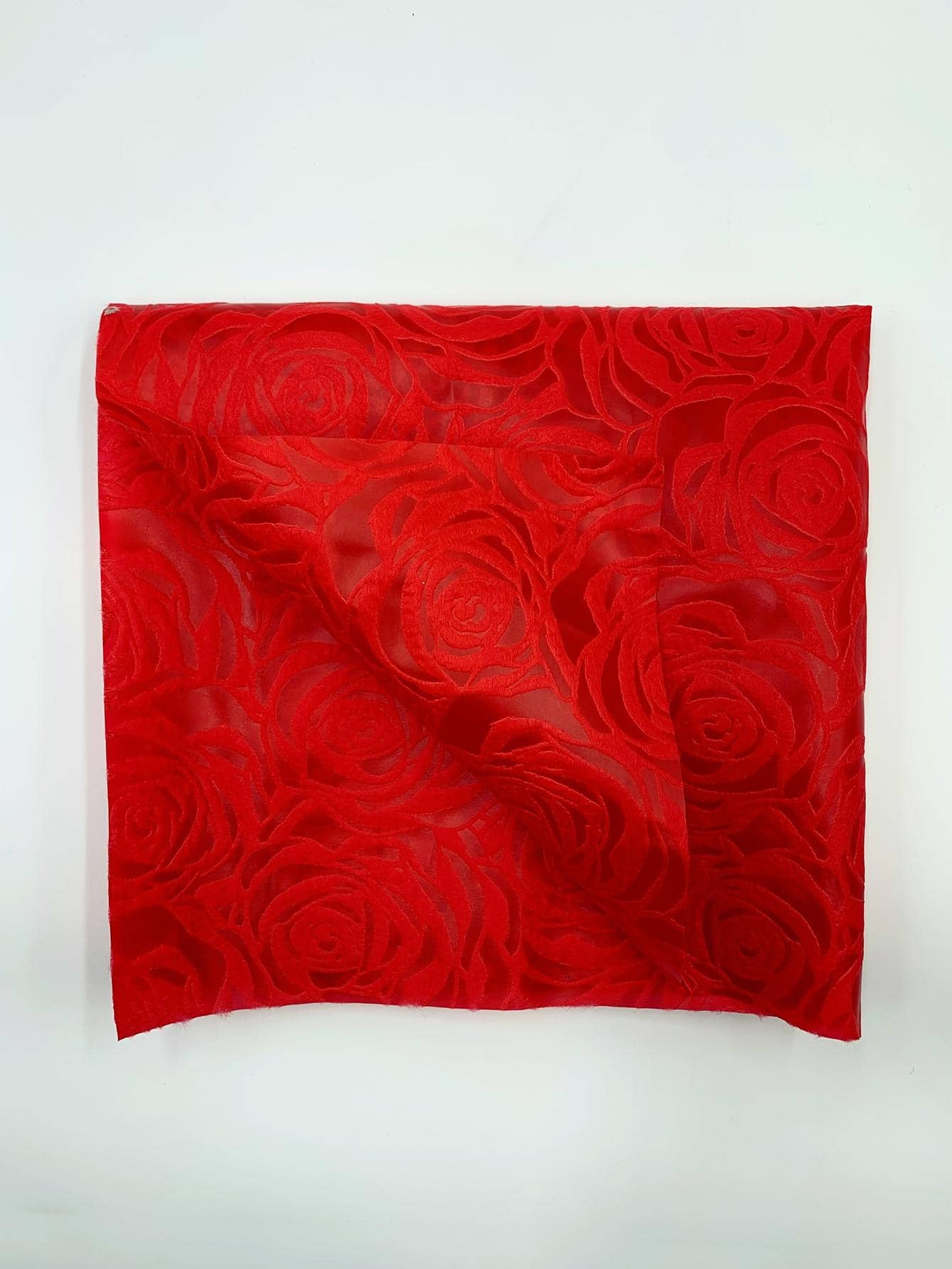 Gói 2 Giấy Gói Quà In Hoa, Giấy Bọc Hoa Đỏ Gia Đình - Đỏ - Xem 1