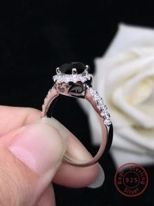 Nhẫn bạc trang trí Moissanite tinh tế được tạo ra trong phòng thí nghiệm dành cho phụ nữ để trang trí hàng ngày - màu đen - Xem 3