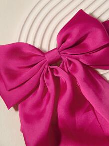 1个纯色缎面发夹，配有丝带和大蝴蝶结，适合女性佩戴，用途广泛，是情人节的理想发饰，也可用作发夹、发卡、爪夹、发爪，适合上学、学院风、冬季穿搭，蝴蝶结设计，可爱，可作为头饰或发卡。 - 玫紅色 - 查看 3