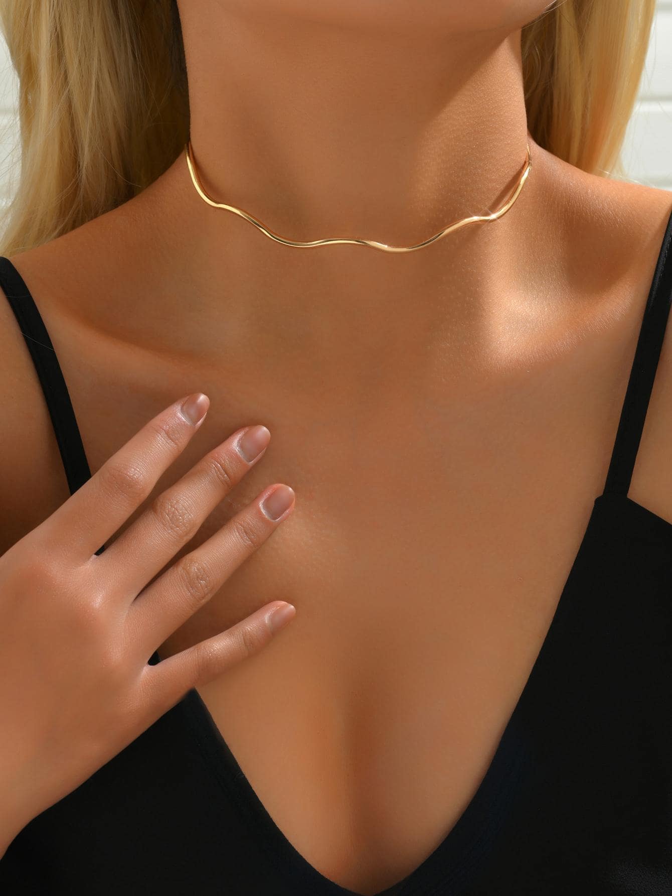 1入組簡約時尚鏤空月亮和太陽項圈項鍊，派對首飾 - 金色 - 查看 1