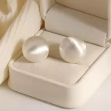 1對女士歐美風格金屬磨砂拉絲球形耳釘復古鍍金高端百搭銀針耳環 - 銀色 - 查看 2