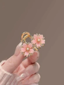 1个可爱粉色樱花水钻仿珍珠金属发夹，适合日常佩戴，爪夹，冬季发饰，花朵发夹，夏季海滩度假发夹 - 粉色 - 查看 5