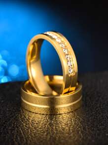 2 件情侣戒指套装 - 18K 镀金方晶锆石订婚/结婚戒指，钛钢时尚戒指，情人节、生日、友谊的优雅奢华礼物 - 金色 - 查看 7