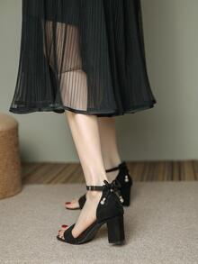 女士蝴蝶結裝飾踝帶仿麂皮粗跟優雅涼鞋 - 黑色 - 查看 4