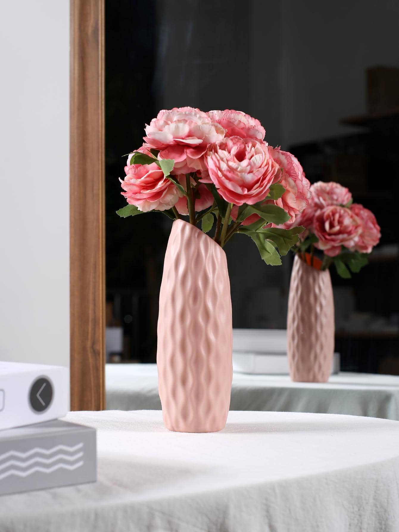 Bình hoa - Hồng - Xem 1