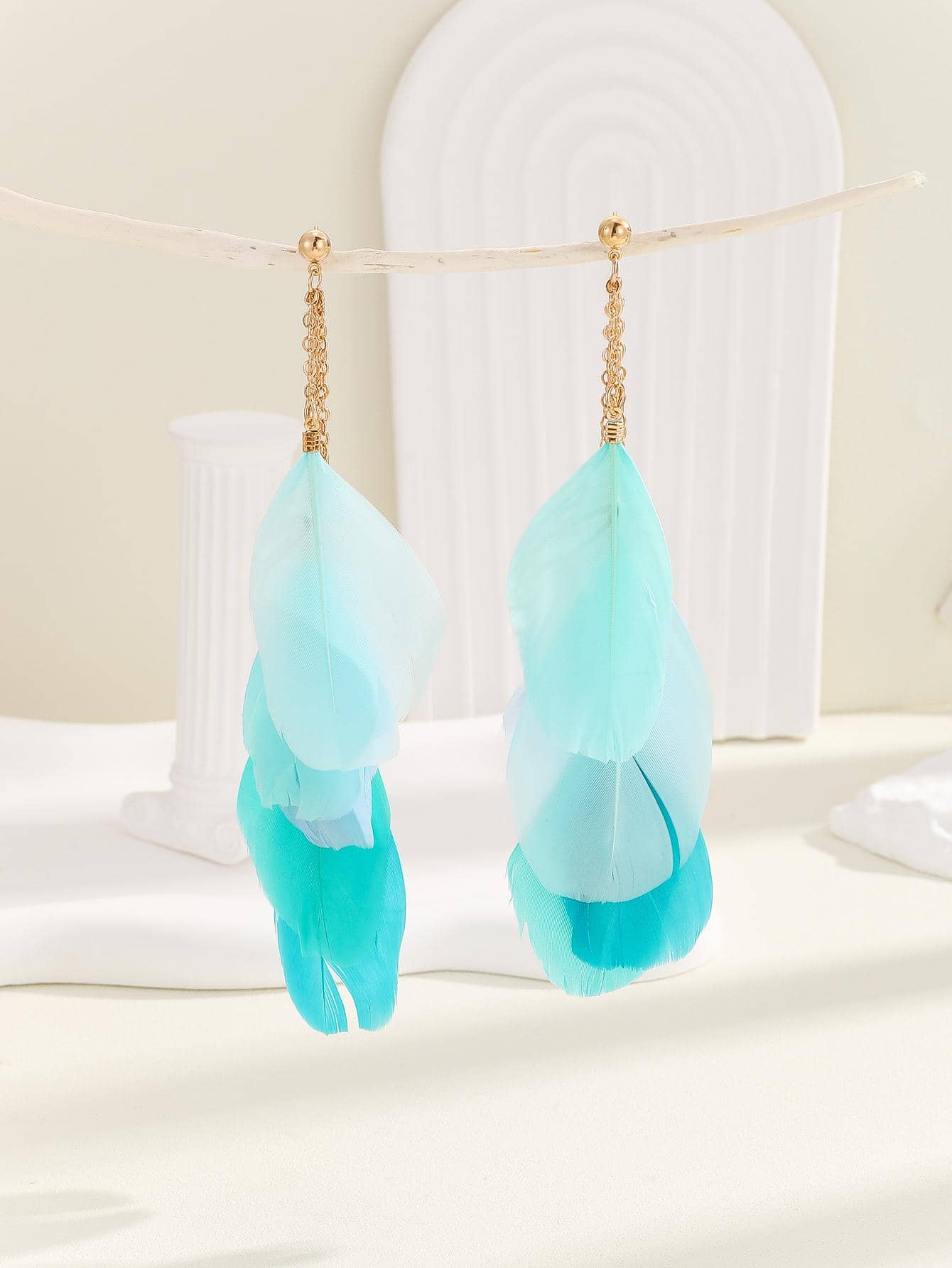 Bông tai thả trang trí lông vũ - Màu xanh bạc hà - Xem 1