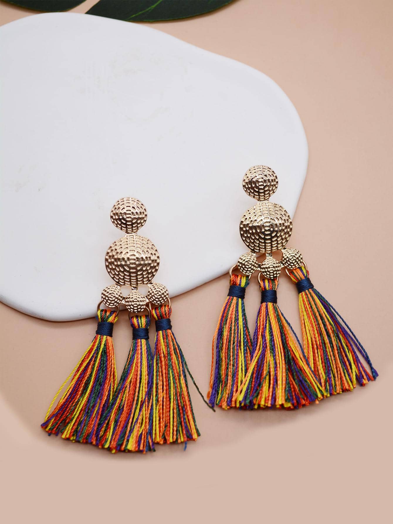 流蘇裝飾耳墜 - 彩色 - 查看 1