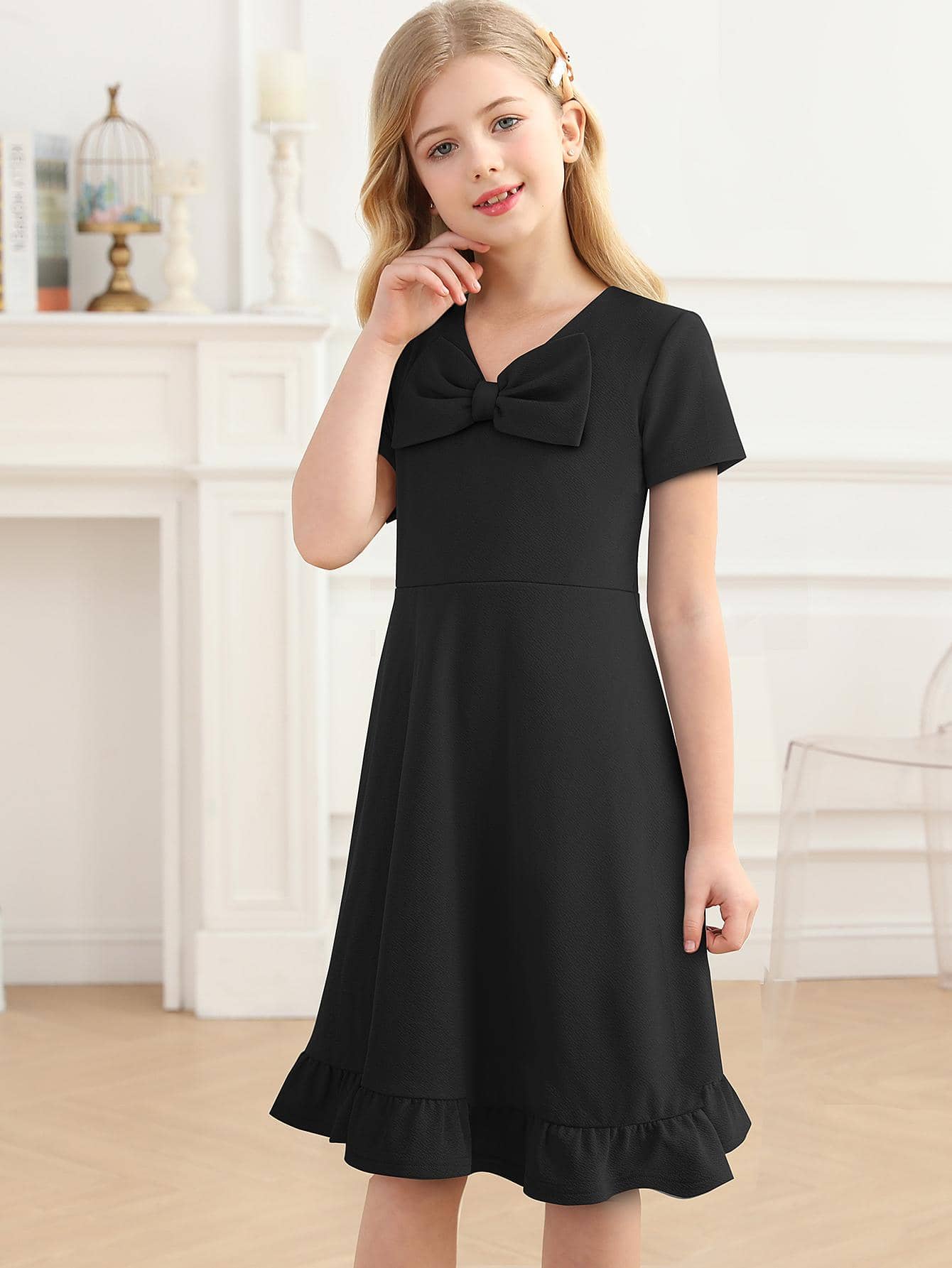 女大童前蝴蝶結荷葉邊洋裝 - 黑色 - 查看 1