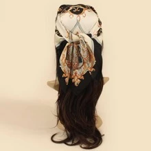 女士皮帶和錬條圖案時尚方巾適用於日常生活