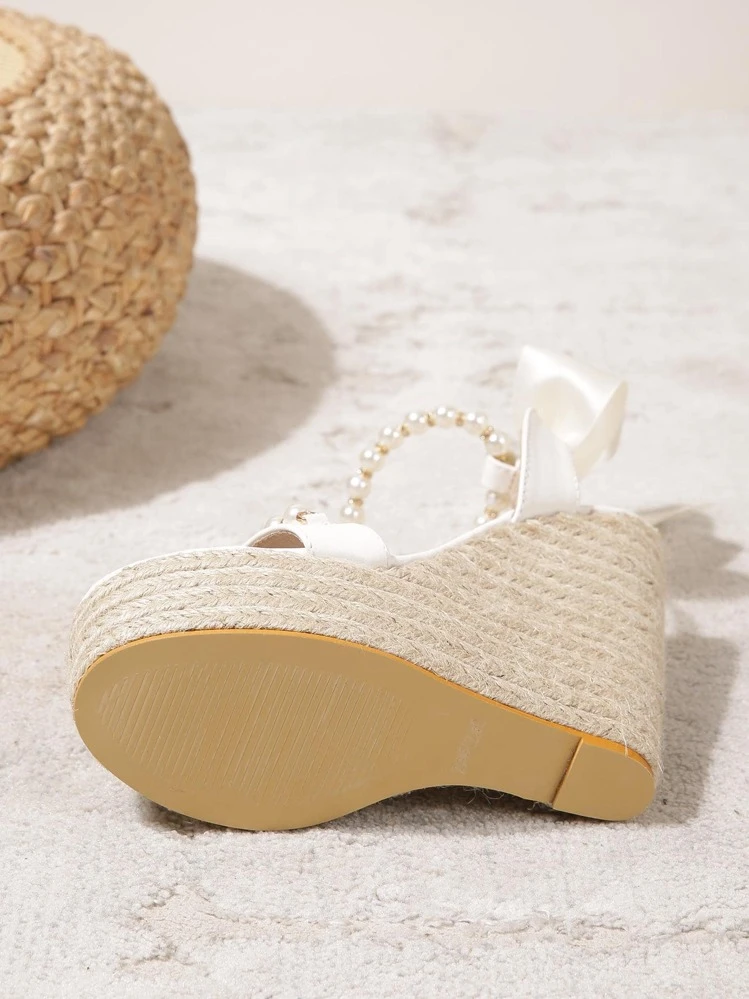 2024 New Summer Women's Grass Weaving Pearl High Heels Sandals, Open Toe White Flat Sandals With Ribbon And Buckle, Roman Style - White - View 2