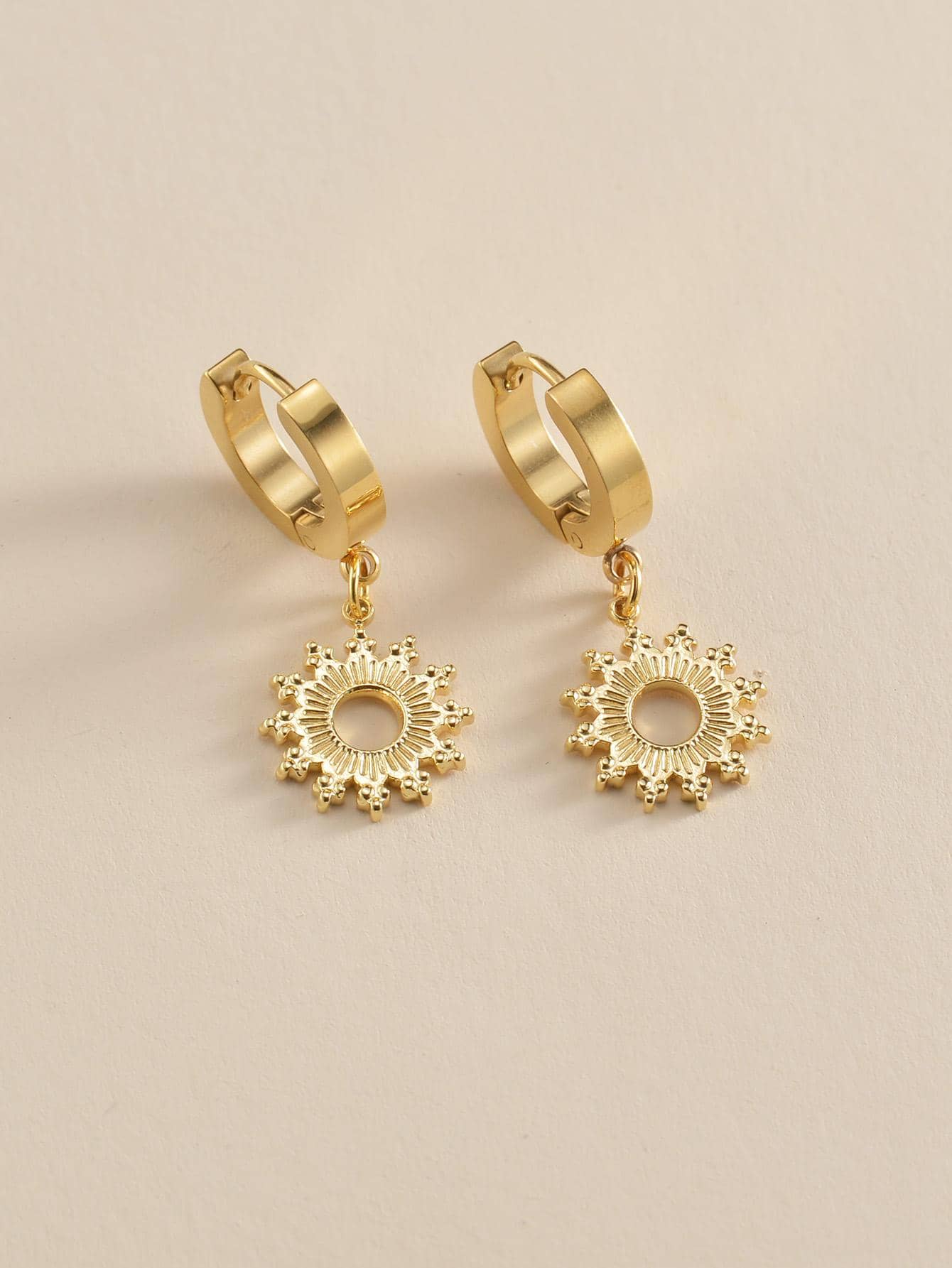 1對時尚不銹鋼太陽耳墜適合女士適用於約會裝飾用品