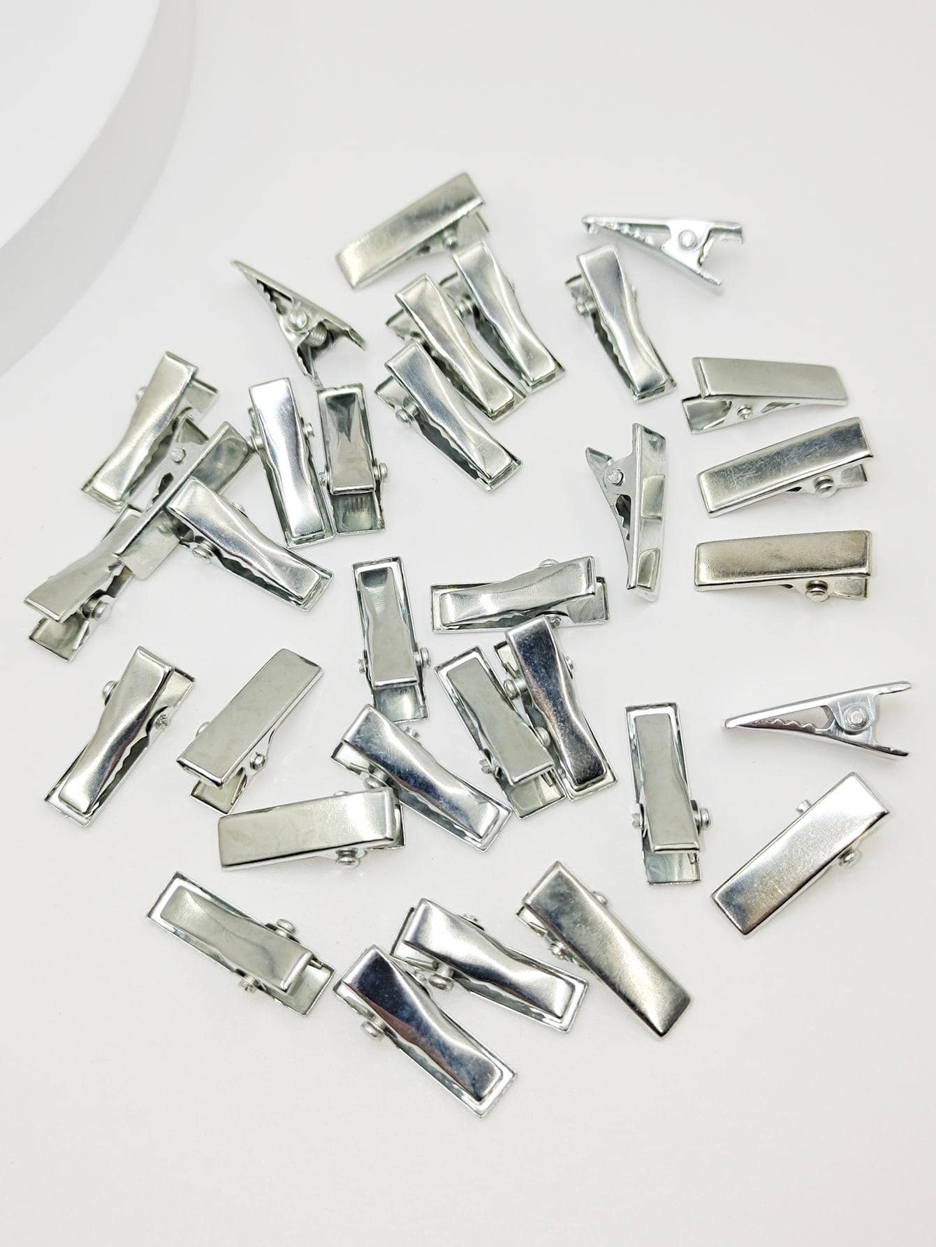 32 de bucăți pentru femei, de culoare aleatorie, solidă, casual, de aligator, pentru decorarea părului - Argint - Vizualizare 1