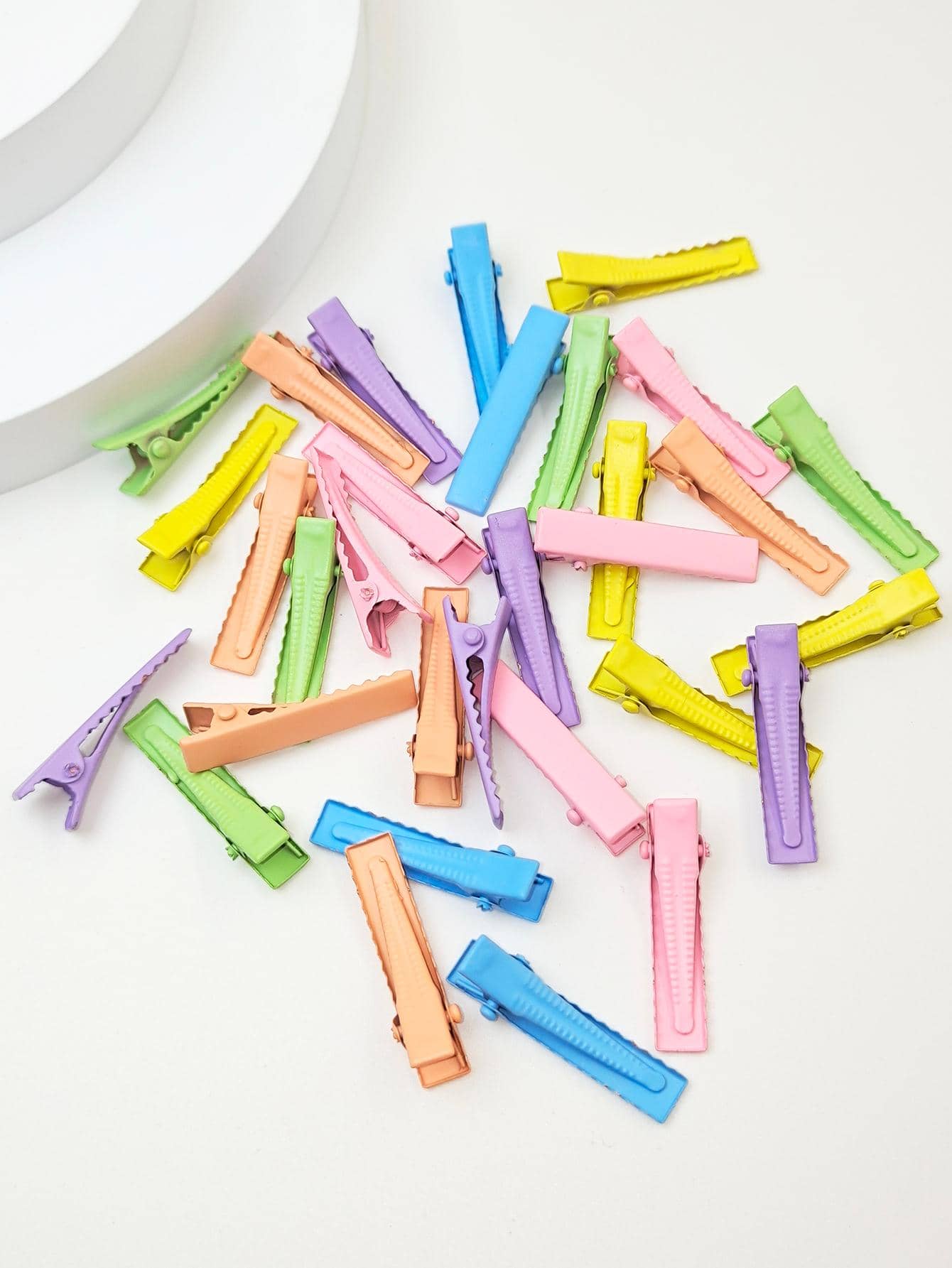 30 cái Phụ nữ Màu ngẫu nhiên Rắn Kẹp tóc cá sấu thông thường để trang trí tóc - Nhiều màu - Xem 1