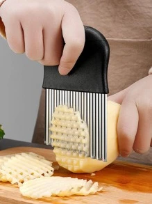 1pc Wavy French Fry Salad Carrot Onion Potato Cutter Slicer, Multi-Purpose Kitchen Tool - Black - View 6
