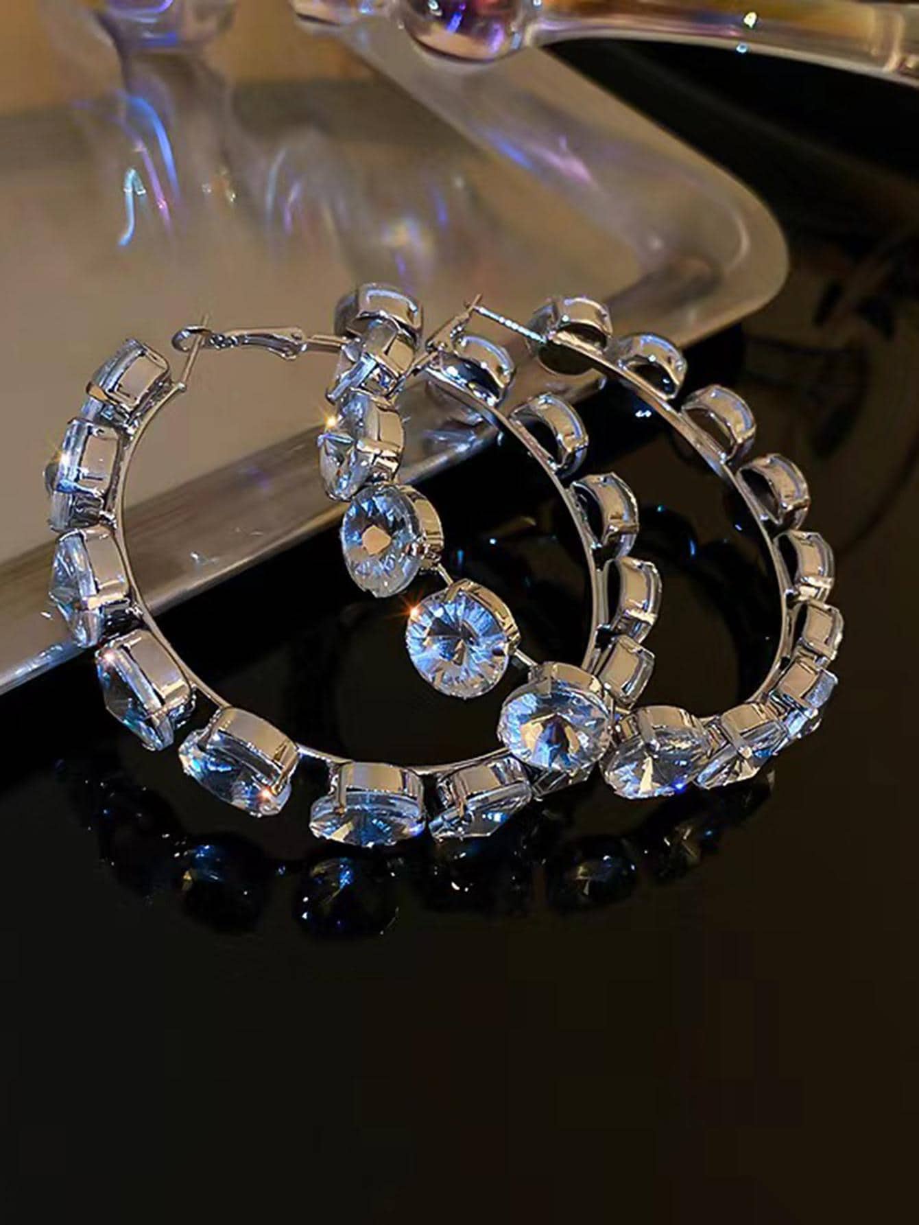 1 Quyến Rũ Hợp Kim Kẽm Màu Sắc Ngẫu Nhiên Kim Cương Giả Trang Trí Đôi Khuyên Tai Vòng Cho Nữ Cho Đảng - Bạc - Xem 1