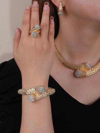 طقم مجوهرات بديكور حجر الراين 5 قطع